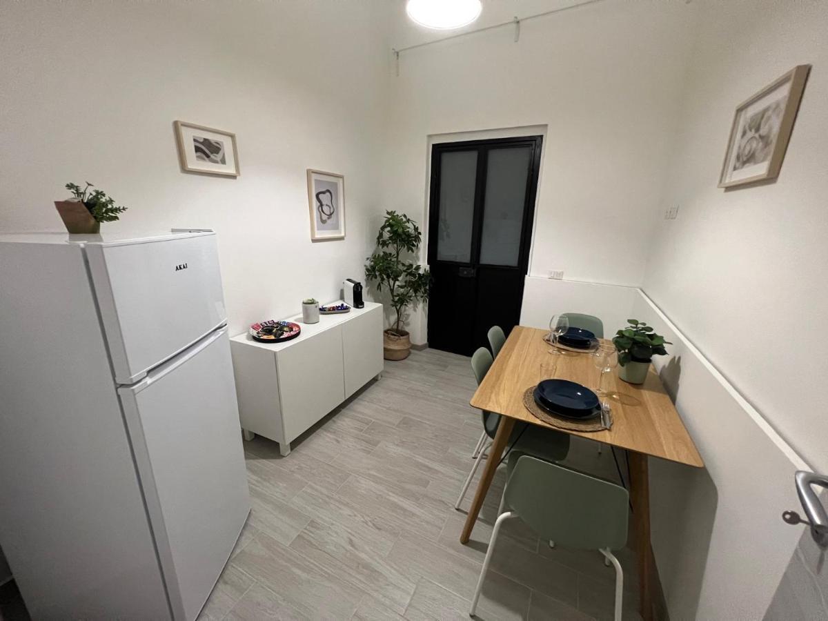 Zinbi'S House Apartman Catania-Fontanarossai nemzetközi repülőtér Kültér fotó